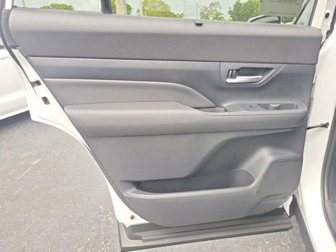 New 2026 Toyota Grand Highlander AWD Hybrid image 8