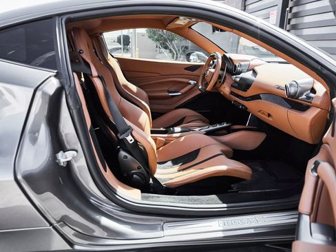 Used 2020 Ferrari F8 Tributo image 35