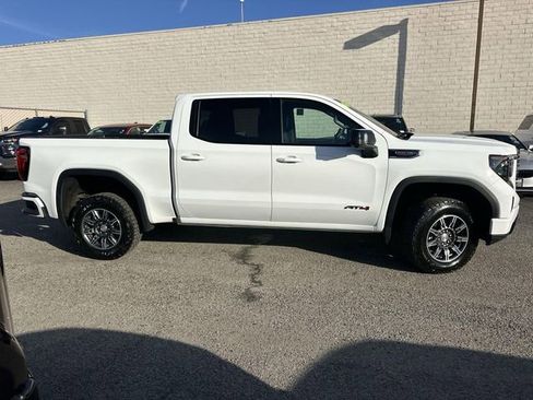 Used 2025 GMC Sierra 1500 AT4 image 3