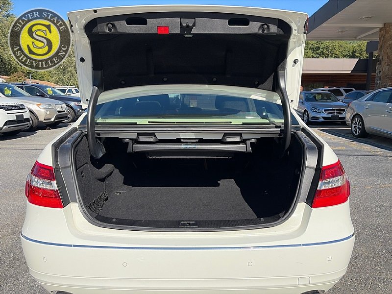 Used 2012 Mercedes-Benz E 350 4MATIC Sedan image 23