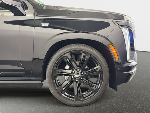 Used 2026 Cadillac Escalade Platinum Sport AWD/4WD image 21