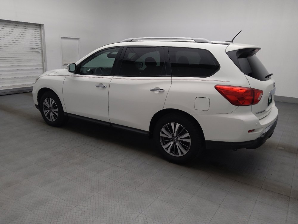 Used 2018 Nissan Pathfinder SV FWD image 3