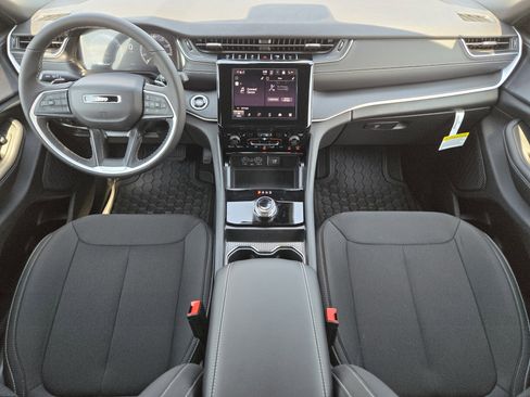 New 2026 Jeep Grand Cherokee L Laredo AWD/4WD image 20