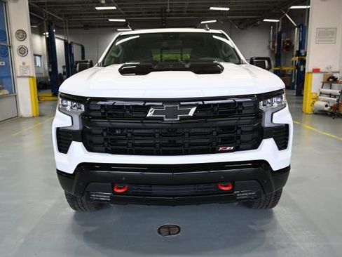 New 2026 Chevrolet Silverado 1500 LT Trail Boss w/ LT Trail Boss Premium Package AWD/4WD image 2