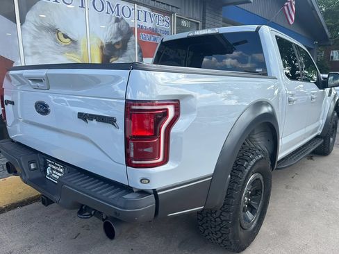 Used 2017 Ford F150 Raptor w/ Equipment Group 802A Luxury AWD/4WD image 3
