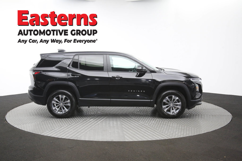 Used 2026 Chevrolet Equinox LT AWD/4WD image 43