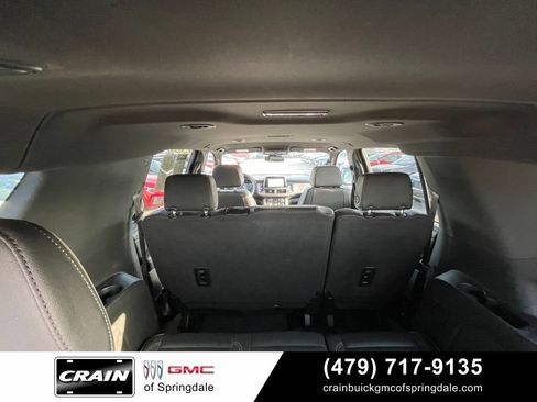 Used 2023 GMC Yukon XL SLT AWD/4WD image 22