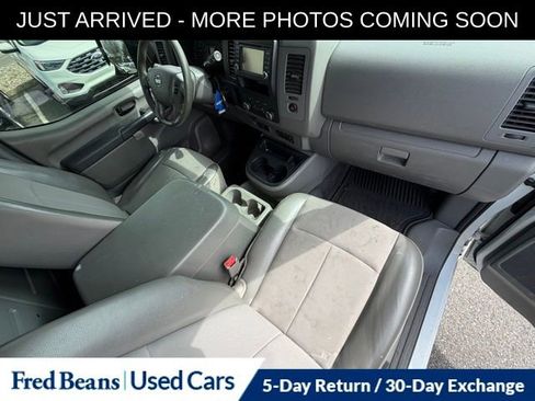 Used 2018 Nissan NV 2500 SV w/ Navigation Package image 17