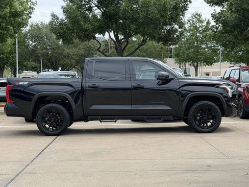Used 2023 Toyota Tundra SR5 AWD/4WD image 3