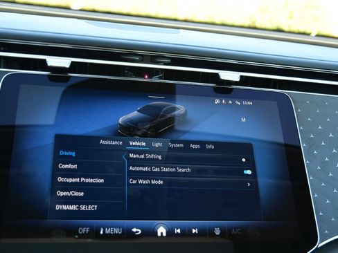 Used 2025 Mercedes-Benz E 350 Sedan image 28