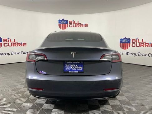 Used 2018 Tesla Model 3 Long Range image 4