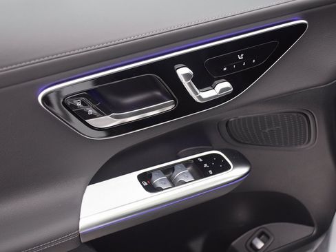 New 2025 Mercedes-Benz GLC 300 4MATIC image 19