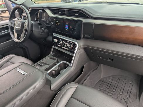 Used 2024 GMC Sierra 2500 Denali w/ Technology Package image 13