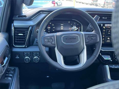 New 2026 GMC Sierra 2500 Denali w/ Denali Reserve Package image 12