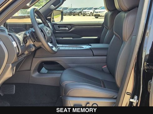 New 2026 Nissan Armada SL w/ Captain's Chari Seat Package AWD/4WD image 11