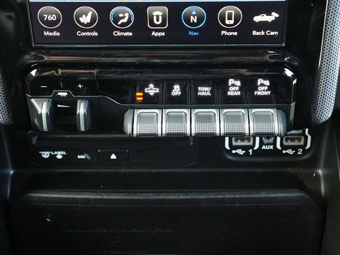 Used 2019 RAM 1500 Limited AWD/4WD image 23