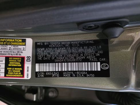 Certified 2025 Lexus ES 300h w/ Premium Package image 37