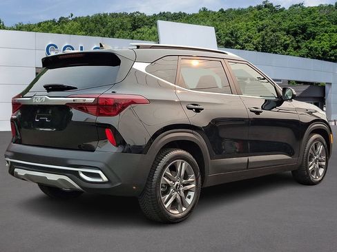 Used 2022 Kia Seltos S FWD image 6