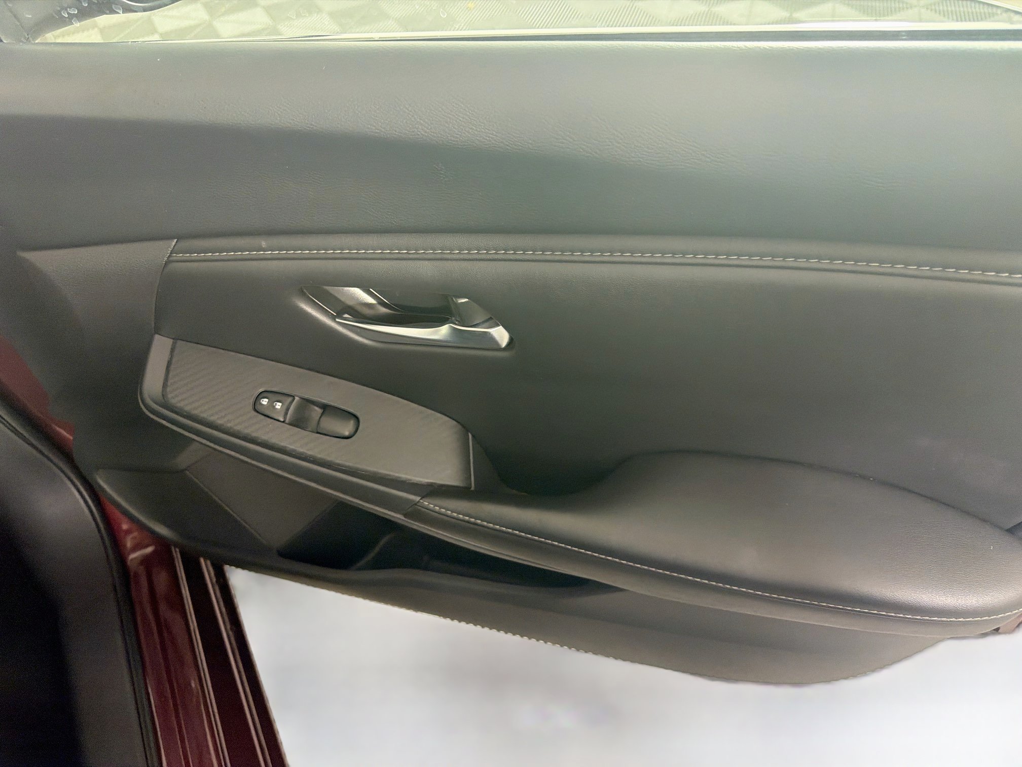 Used 2025 Nissan Sentra SV FWD image 29