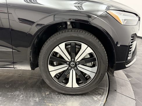 Used 2025 Volvo XC60 T8 Core w/ Protection Package Premier AWD/4WD image 9