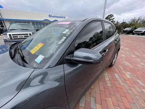 Used 2019 Hyundai Kona SE image 10