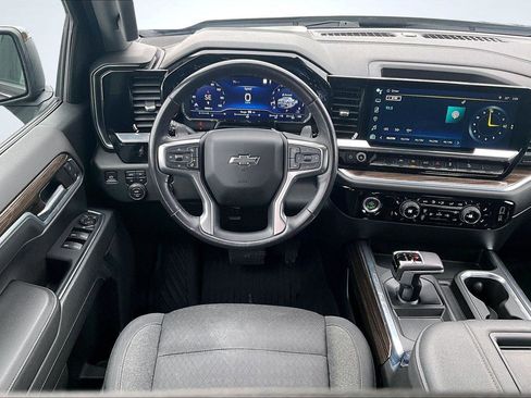 Used 2022 Chevrolet Silverado 1500 RST image 7