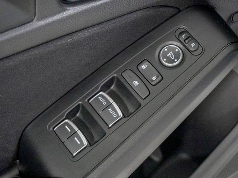 Used 2023 Honda Civic Sport image 18