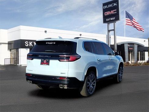 New 2026 GMC Acadia Denali Ultimate image 4