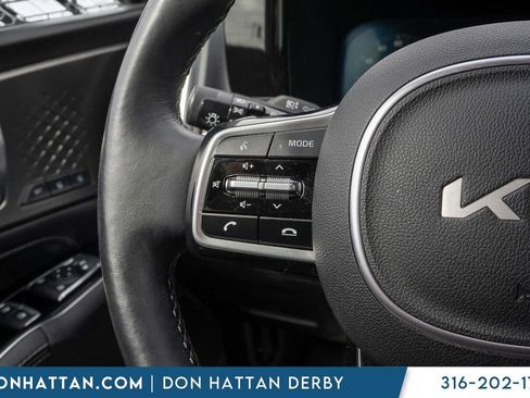 Used 2023 Kia Sorento SX image 13