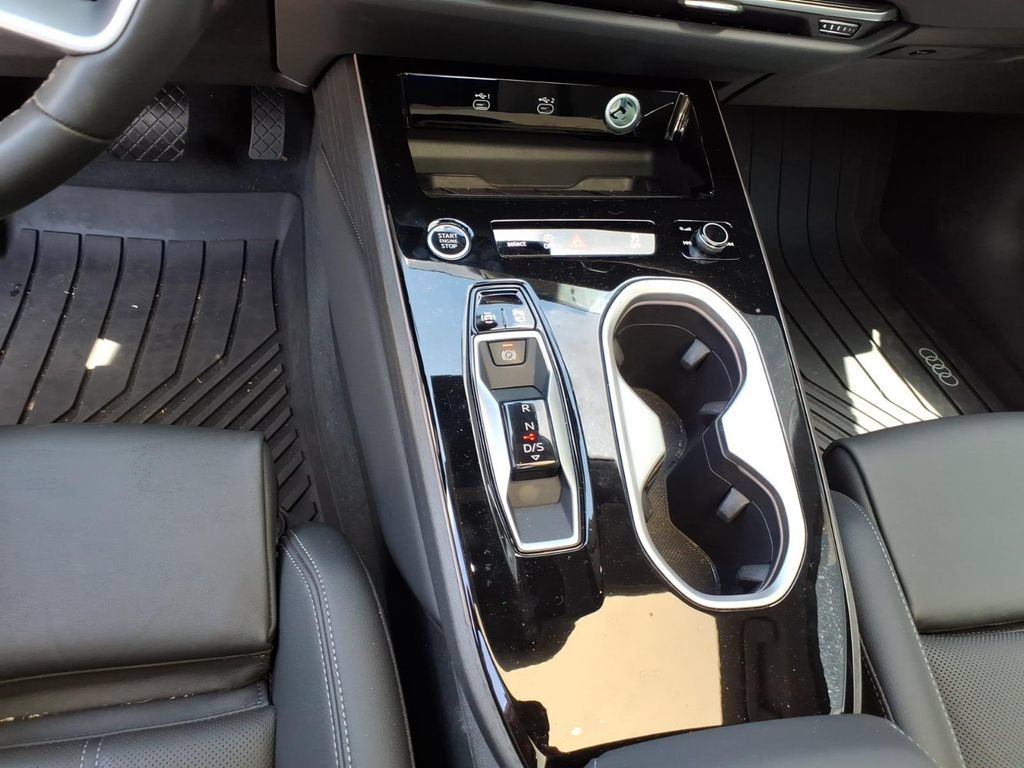 Used 2026 Audi A6 Premium Plus w/ Premium Plus Package AWD/4WD image 18