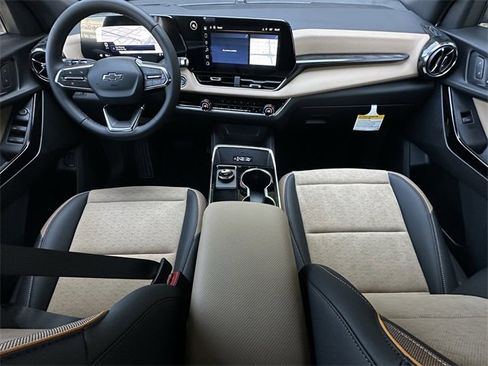 New 2026 Chevrolet Equinox ACTIV image 10