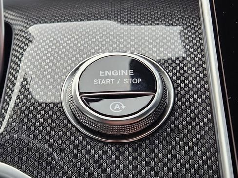 New 2026 Mercedes-Benz GLC 300 4MATIC image 25