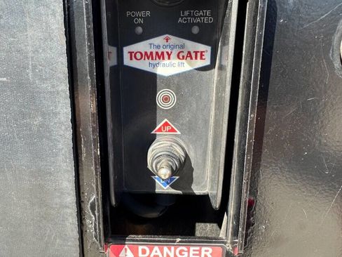 Used 2019 Ford F250 XL w/ Power Equipment Group image 11