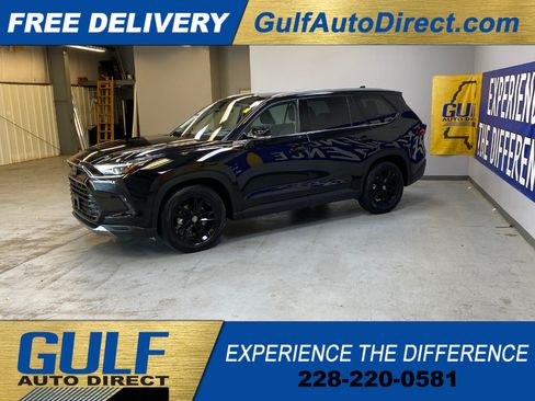 Used 2025 Toyota Grand Highlander FWD image 5