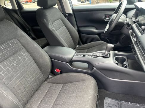 Used 2024 Honda HR-V LX image 26
