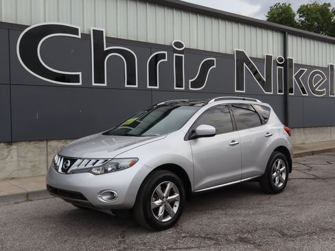 Used 2010 Nissan Murano SL w/ Leather Pkg FWD image 1