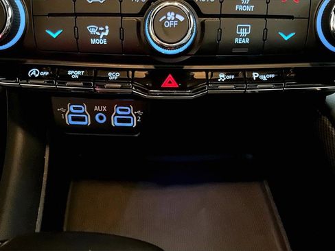 Used 2024 Dodge Durango GT image 28