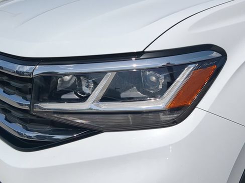 Certified 2023 Volkswagen Atlas SE FWD image 7