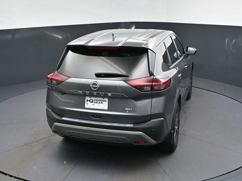 Used 2023 Nissan Rogue SV FWD image 30
