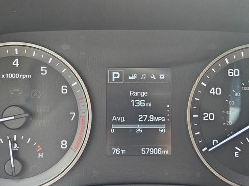 Used 2016 Hyundai Tucson Sport image 40