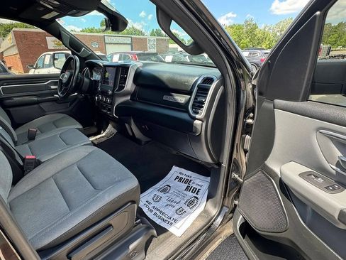 Used 2021 RAM 1500 Big Horn AWD/4WD image 14