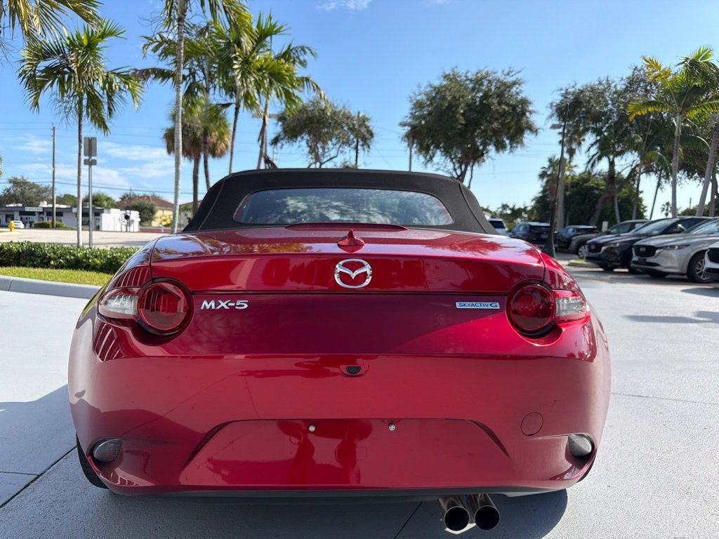 Used 2023 MAZDA MX-5 Miata Grand Touring w/ Weather Package RWD image 6