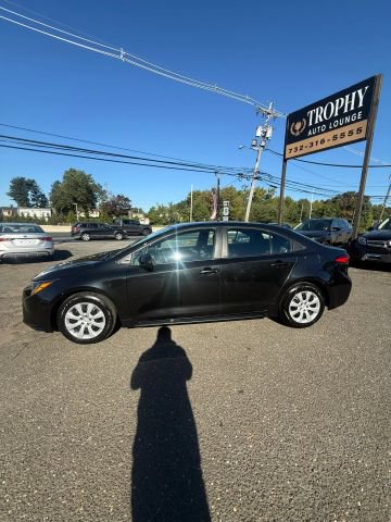 Used 2022 Toyota Corolla LE FWD image 8