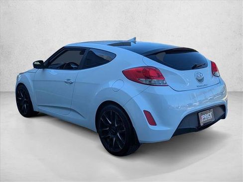 Used 2013 Hyundai Veloster w/Gray Int image 8