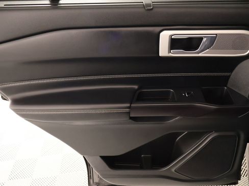 Used 2020 Ford Explorer ST w/ ST Street Pack AWD/4WD image 19