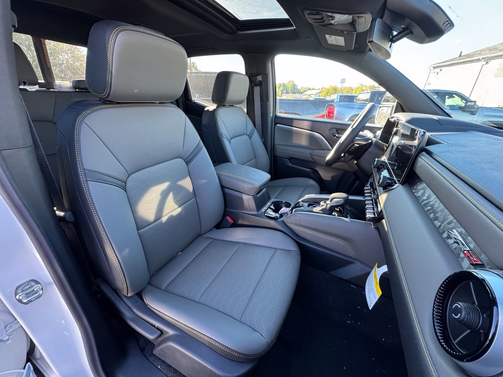 New 2026 Chevrolet Colorado ZR2 AWD/4WD image 35