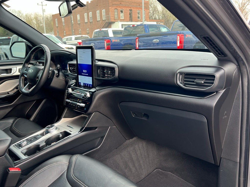 Used 2022 Ford Explorer ST w/ Equipment Group 401A AWD/4WD image 21