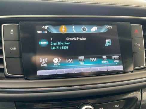 Used 2019 Buick Enclave Essence image 39