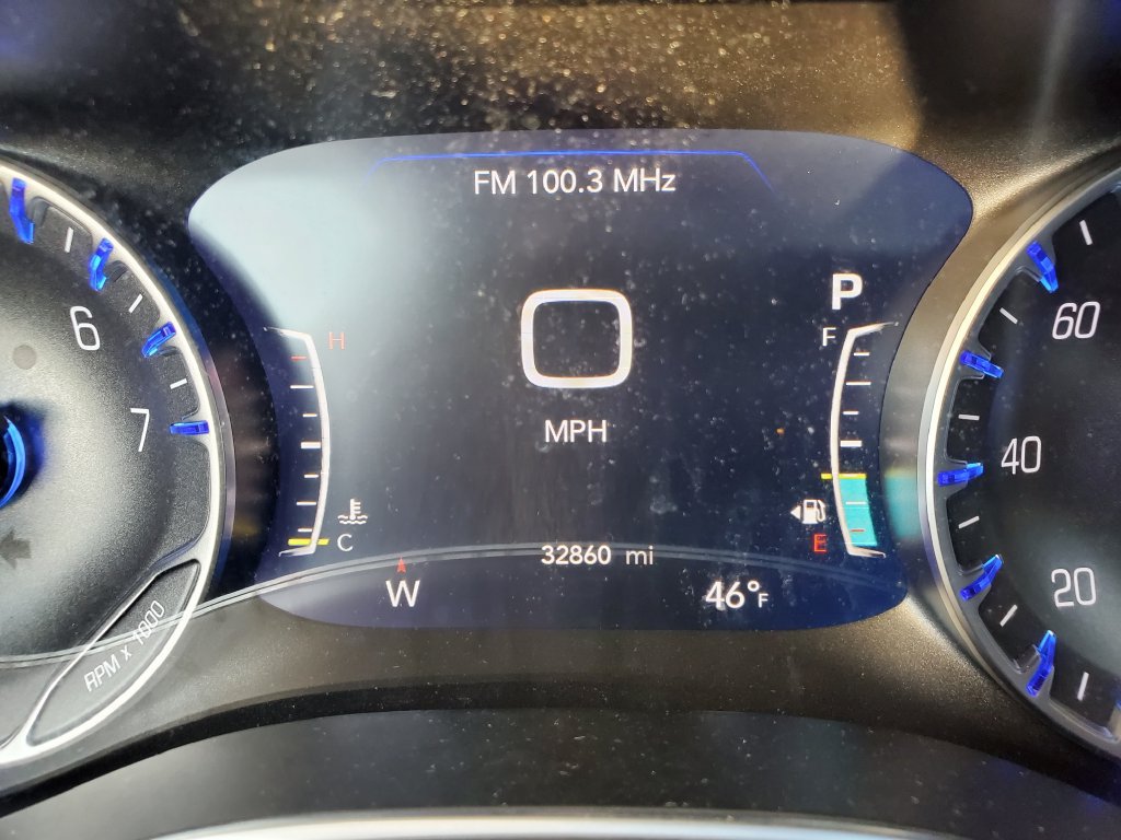 Used 2025 Chrysler Pacifica Limited FWD image 29