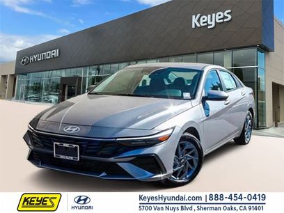 New 2025 Hyundai Elantra Blue